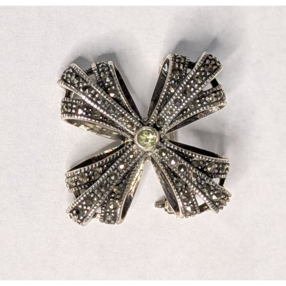 Vintage Sterling Silver 925 Marcasite Brooch Pin Green Gem Stone Peridot manly